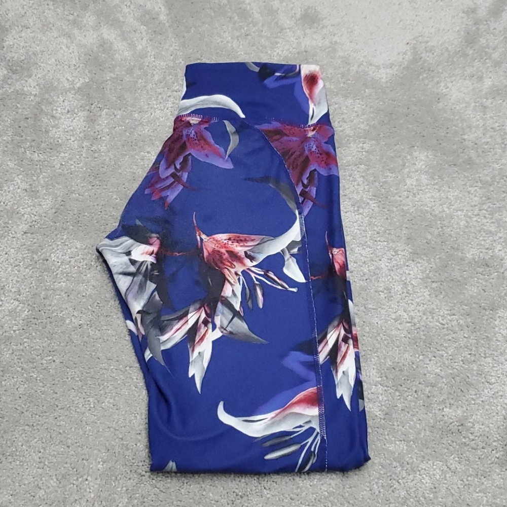 fabletics yoga pants
